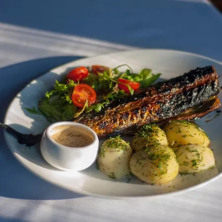 ホテル Milosna クフィジン