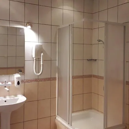 Hotel Miłosna *